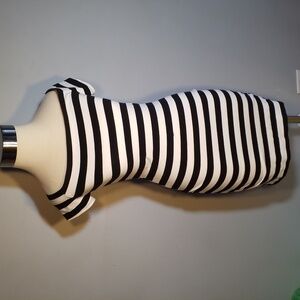 EXPRESS DRESS Sz S BODY CON Cap Sleeve Black White Stripes